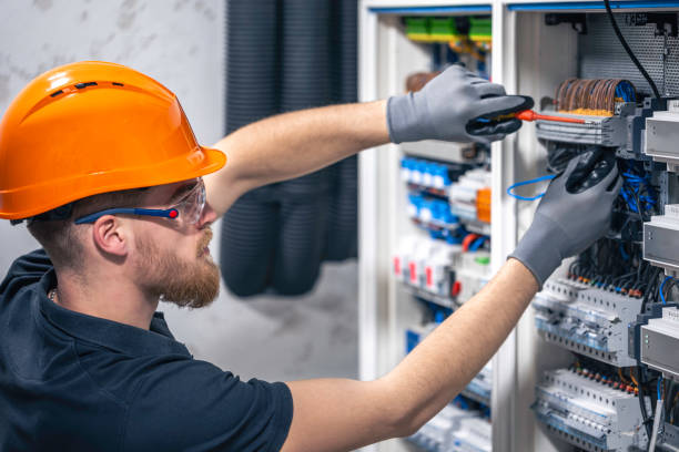 Best Affordable Emergency Electrician  in Schertz, TX